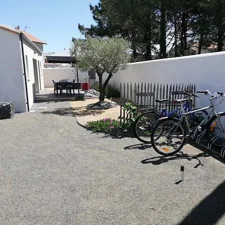 Maison Proche Centre Et Plages Hébergement de vacances