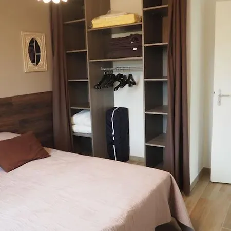 펜션 Maison Proche Centre Et Plages *